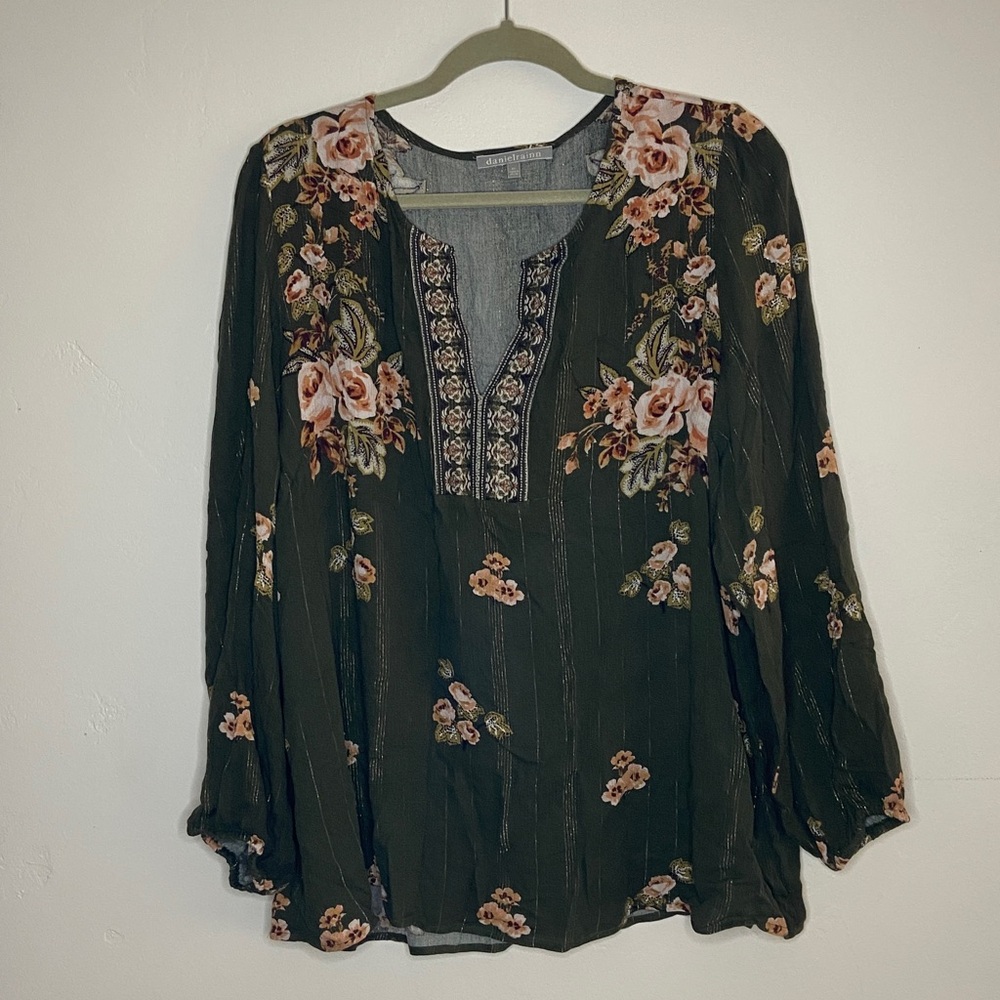 daniel rainn blouse in olive green